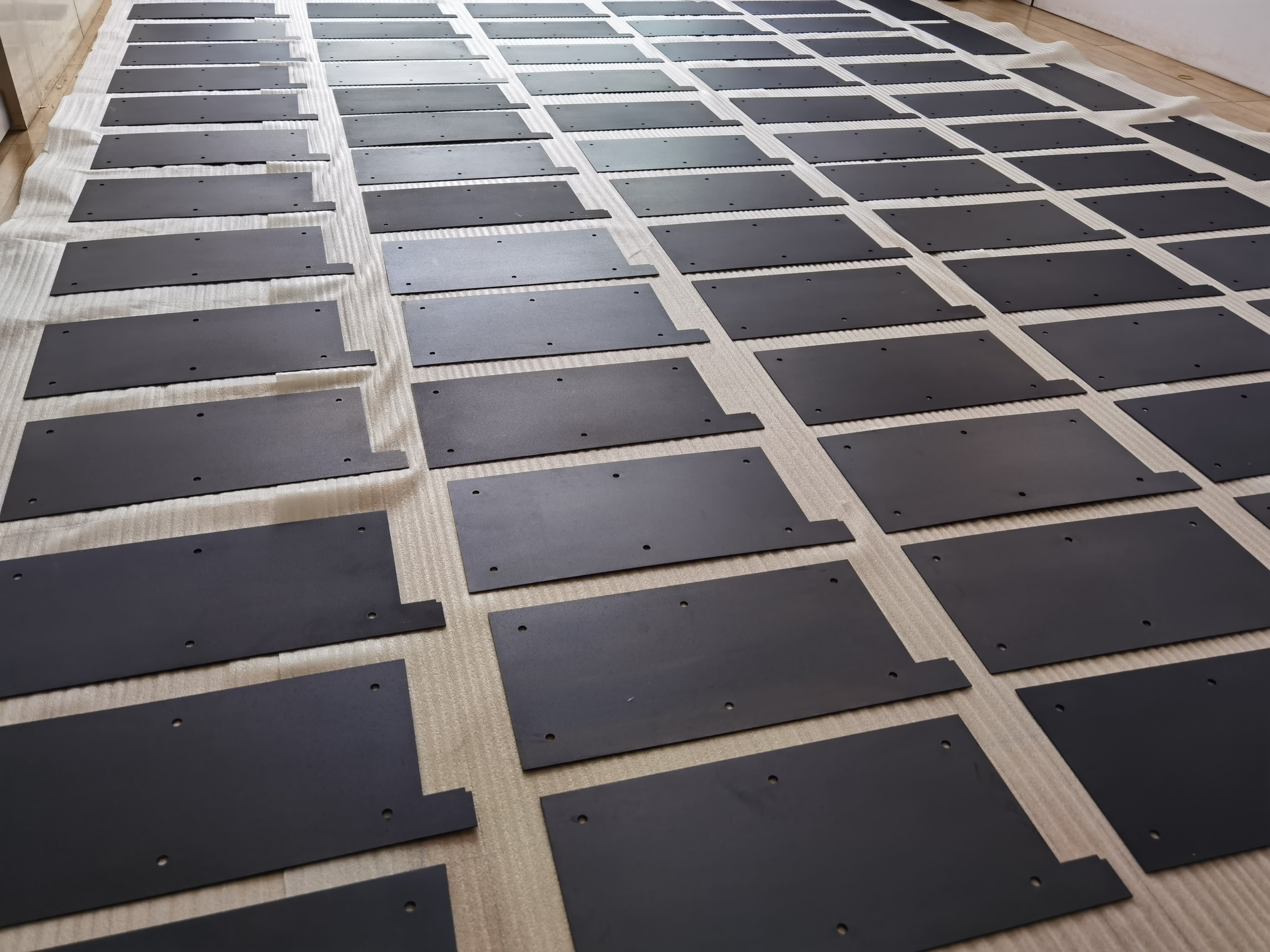 ELECTRODE PLATE